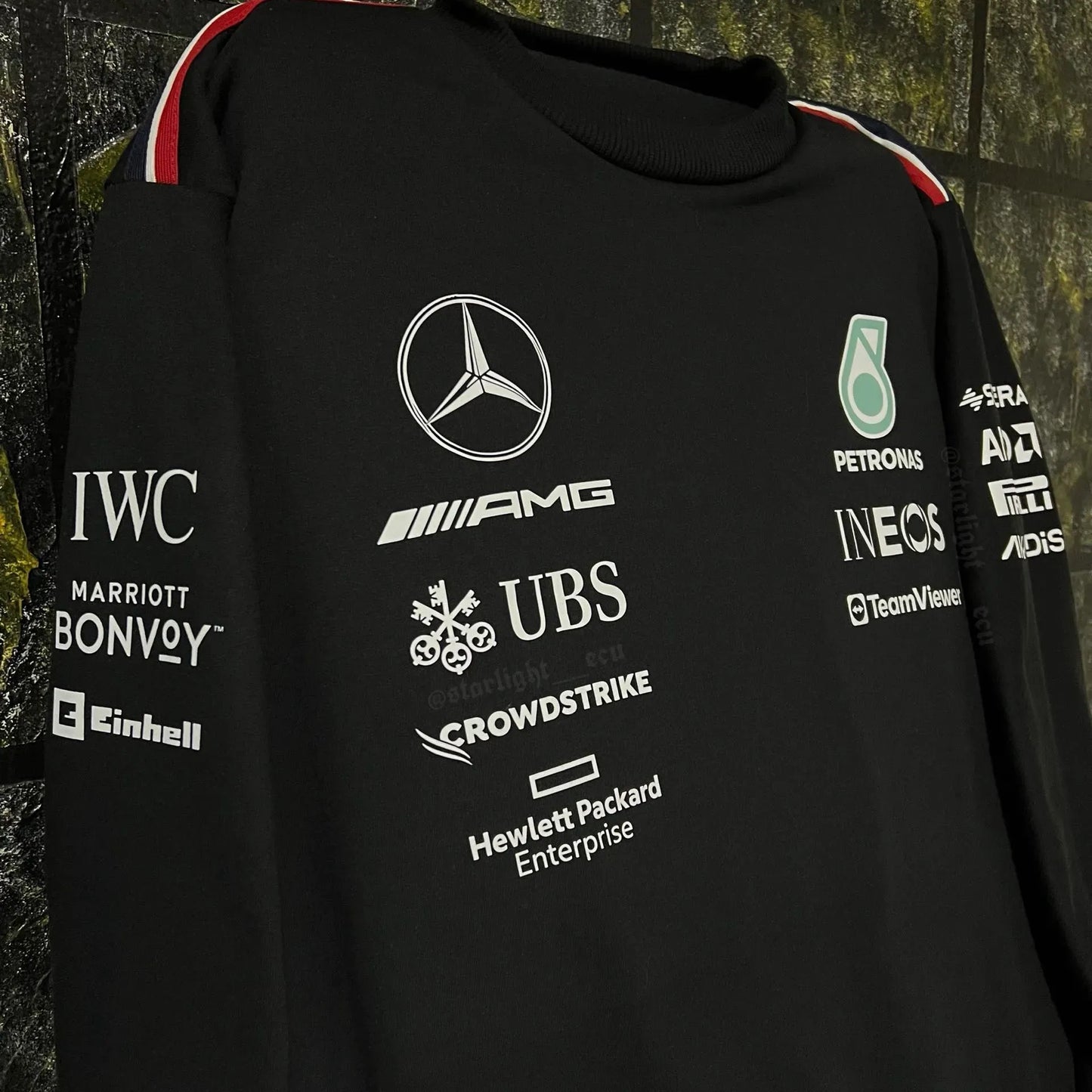 Buzo Mercedes