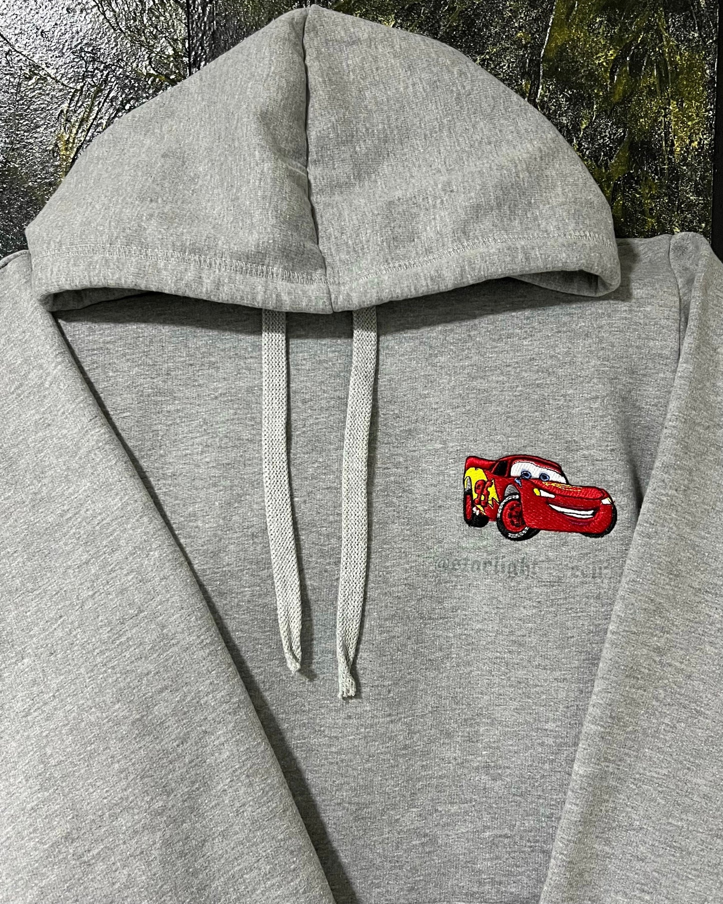 Hoodies bordados McQueen & Sally
