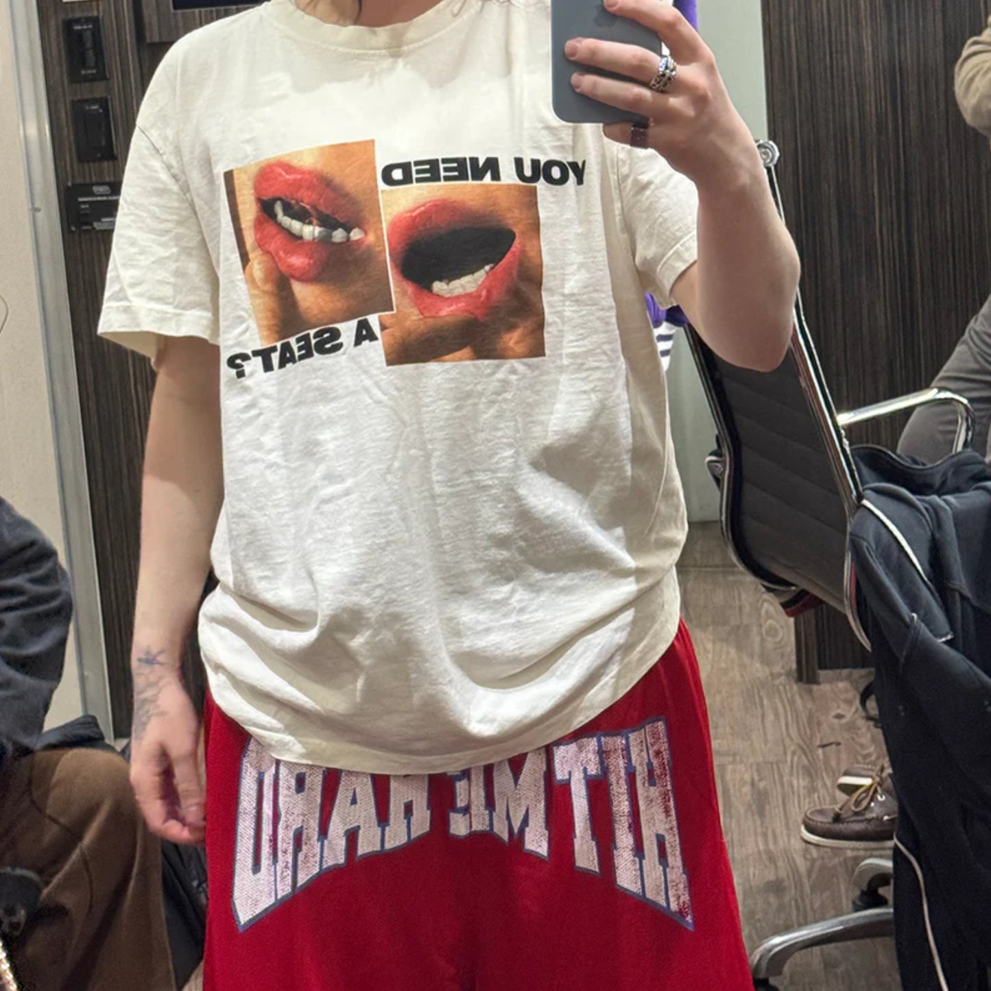 Camiseta you need a seat? Billie eilish