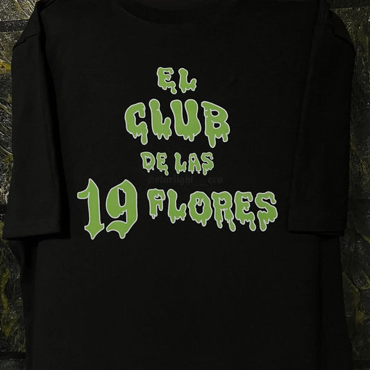 Camiseta el club de las 19 flores