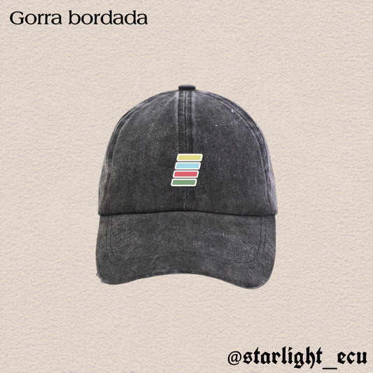 Gorra bordada Tainy