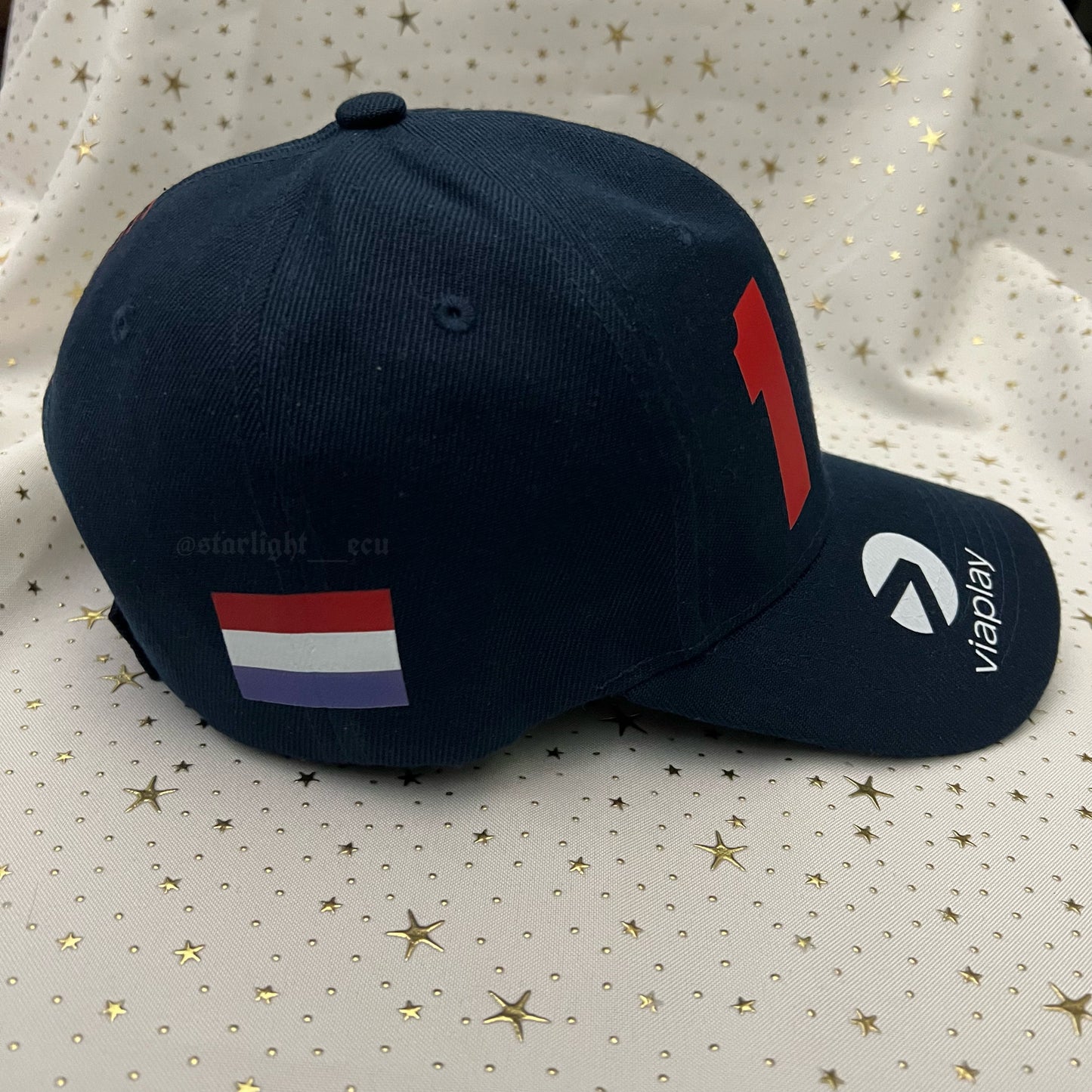 Gorra estampada red bull