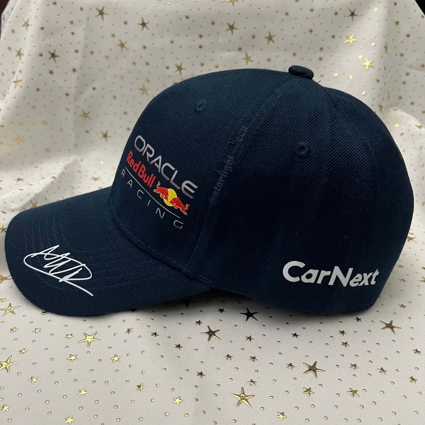 Gorra estampada red bull