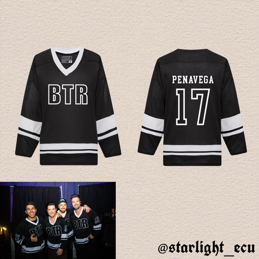 Buzo manga larga con cuello V oversized Penavega 17 big time rush