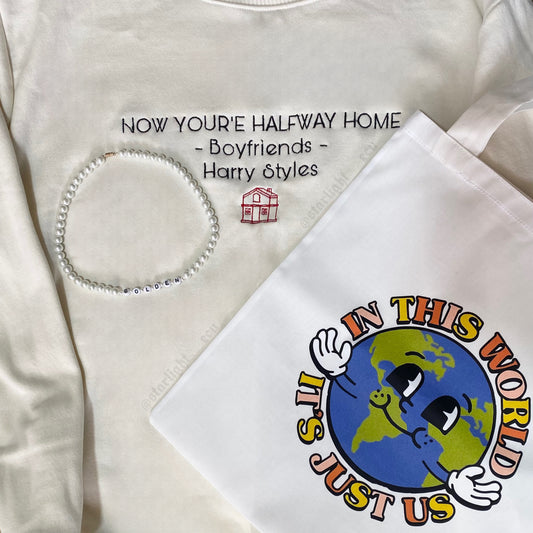 Buzo bordado boyfriends + collar golden + tote bag as it was harry styles