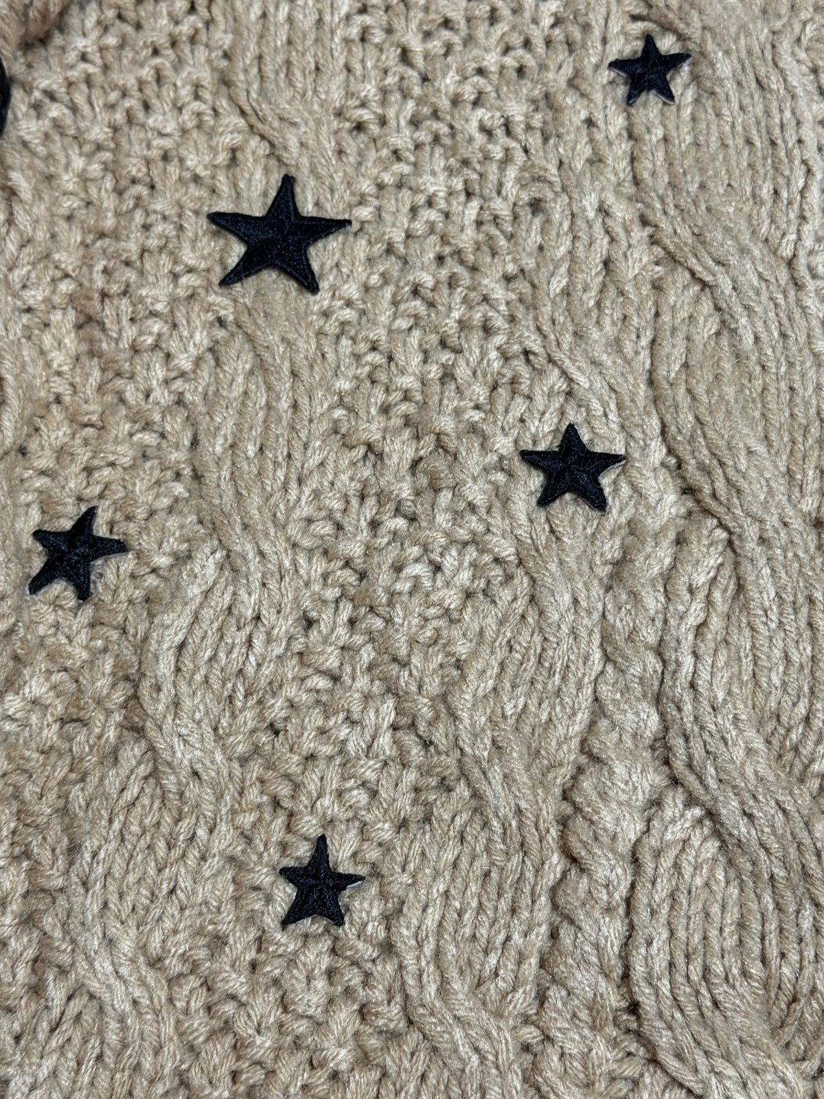 Cardigan Fearless tv