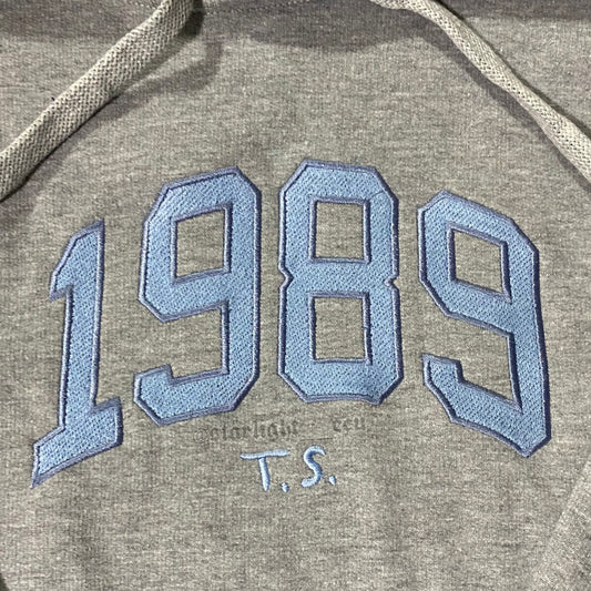 Hoodie bordado 1989tv