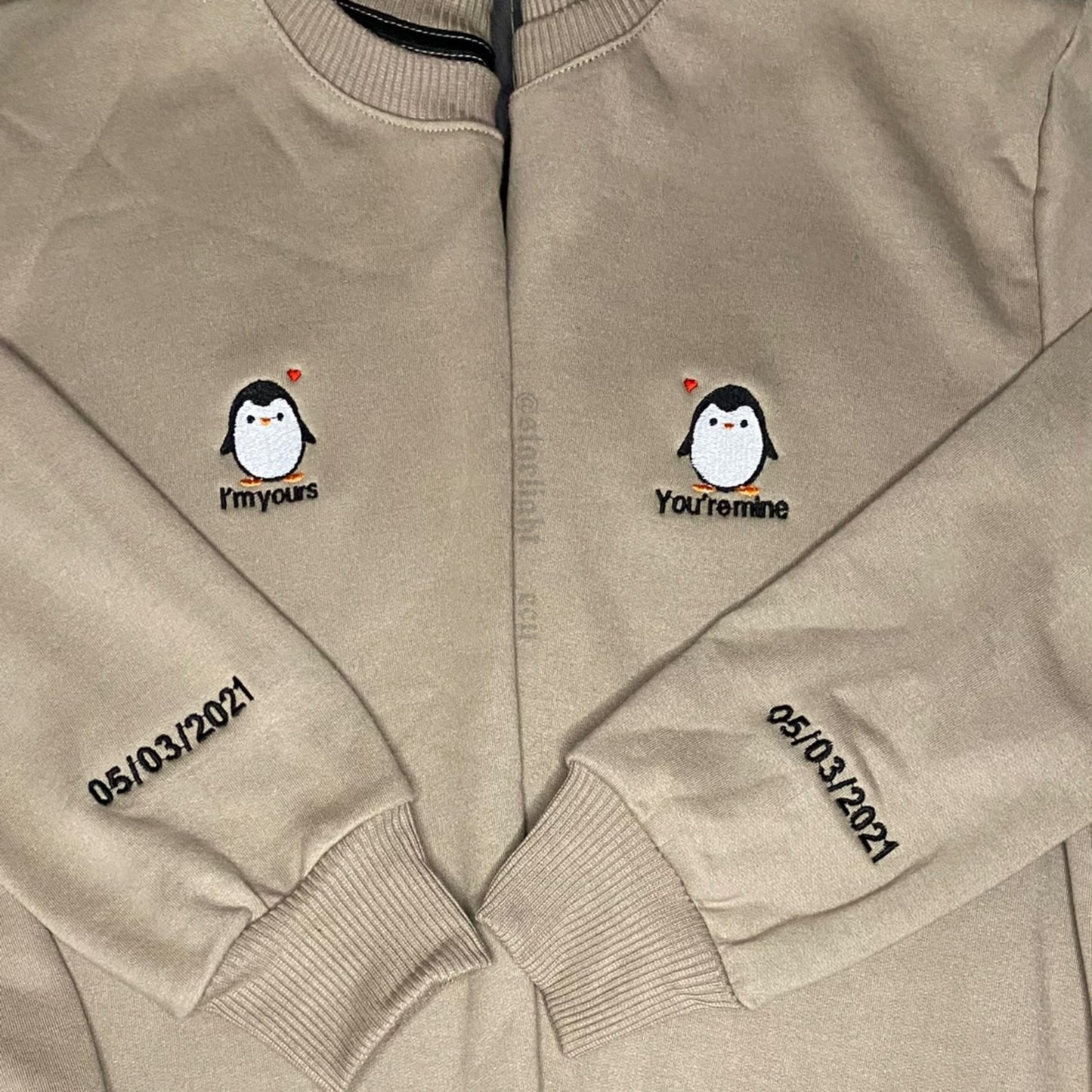 Buzos bordados pingüinos fecha personalizada